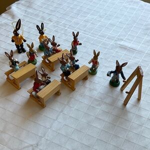 Vintage Erzgebirge Schoolhouse Bunnies